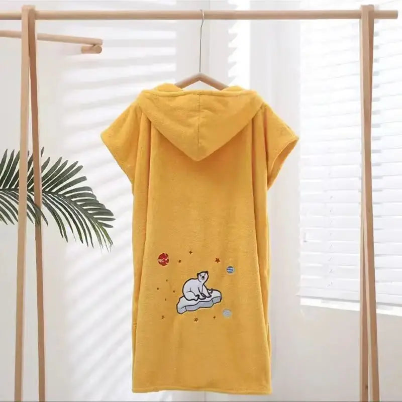 Bath Towel: 580g Thick Home Use Women's Washable and Wrappable Bathing Dress for Adults with Adjustable Fastening, Soft Absorben