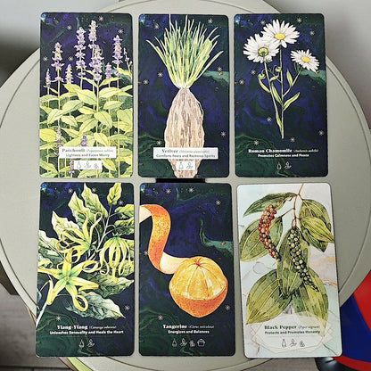 11*6cm The Essential Oils Healing Deck To Enhance Body, Mind & Spirit 52 Cards